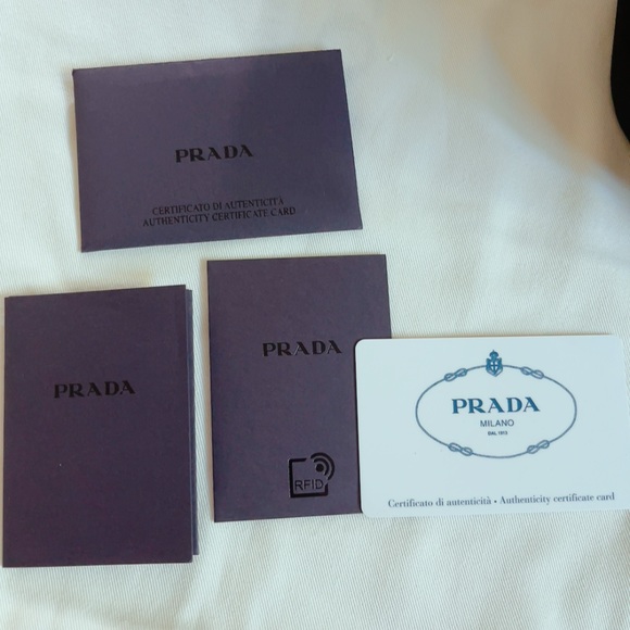 Prada bucket bag - Picture 12 of 15